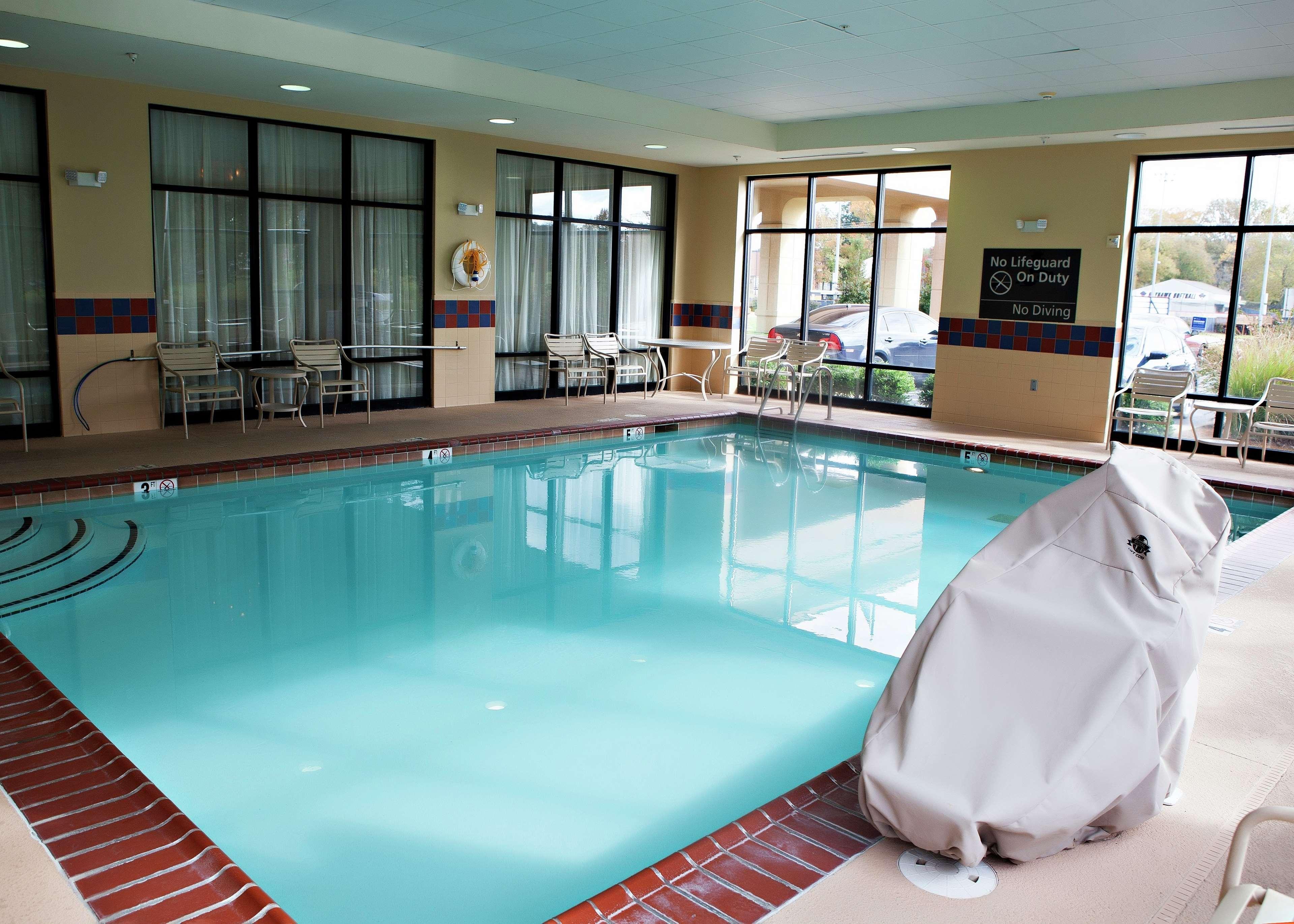 Hampton Inn Martin Exteriör bild