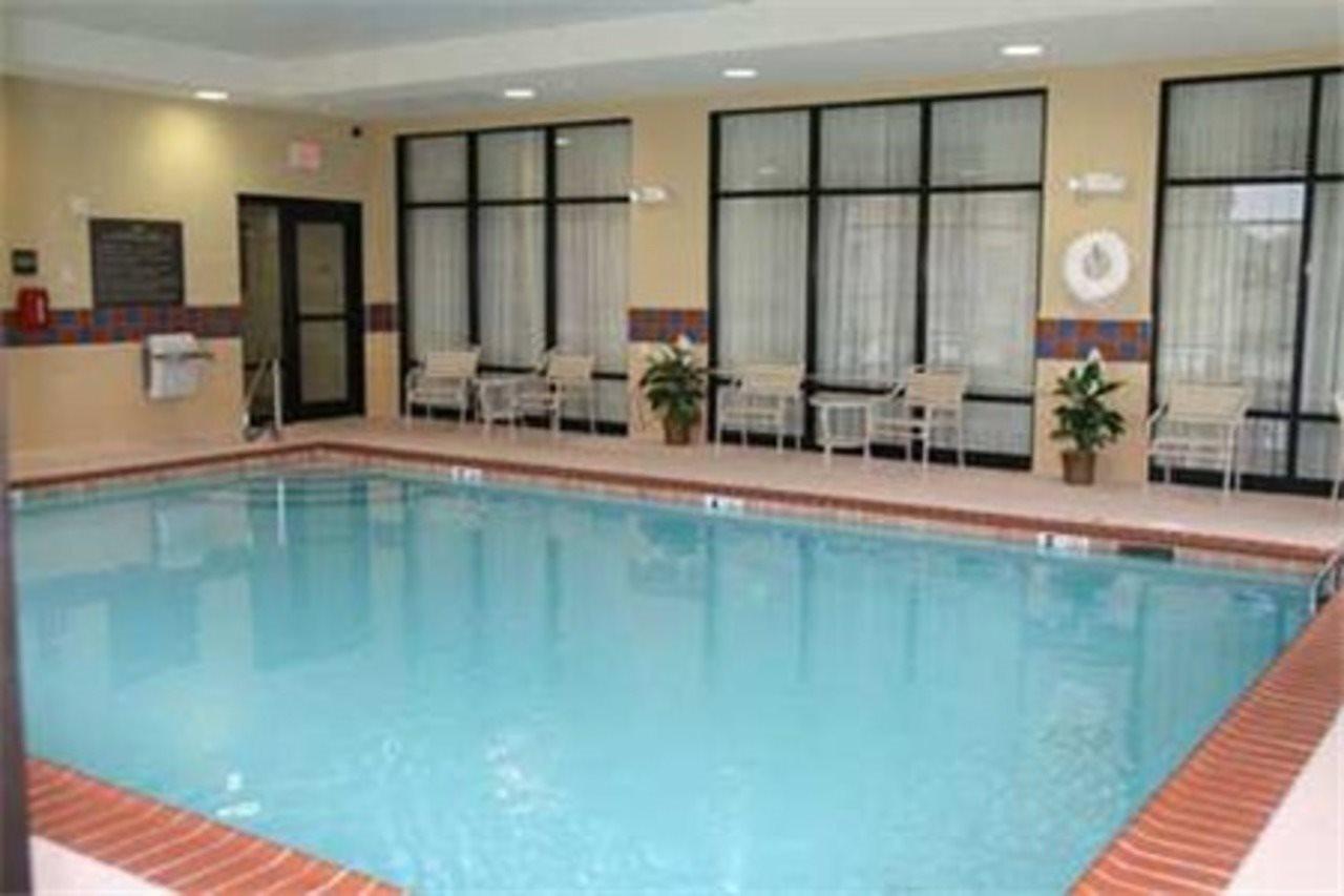Hampton Inn Martin Exteriör bild