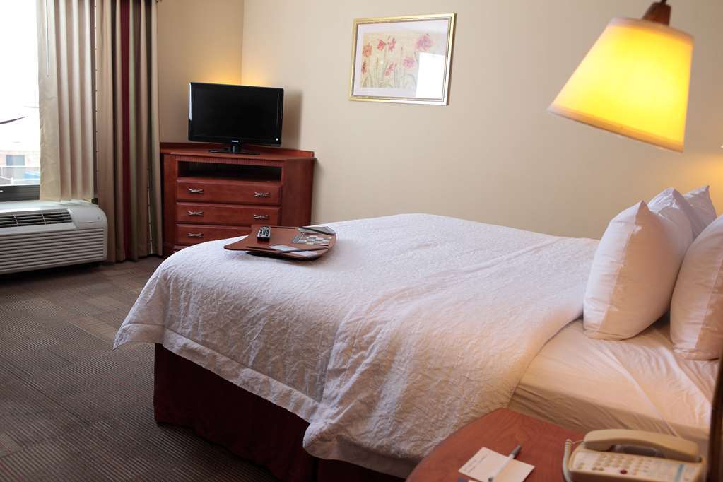 Hampton Inn Martin Rum bild